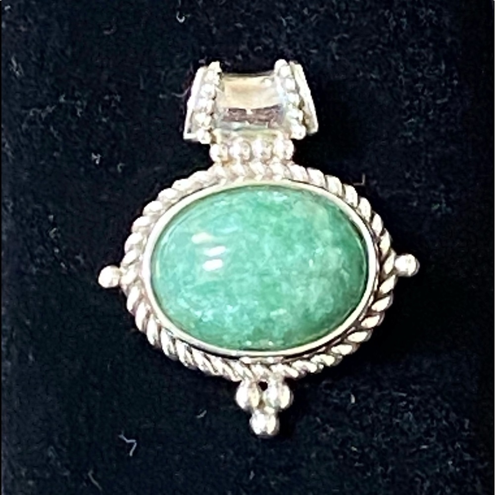 Necklace slider